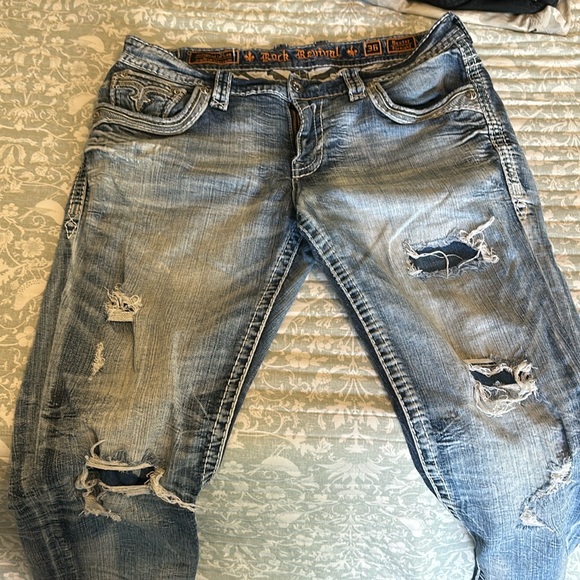 Rock revival 36 waist 32 length pants that are slightly worn